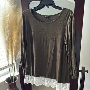 Olive Green Long Sleeve Too with Lace Detail (L)